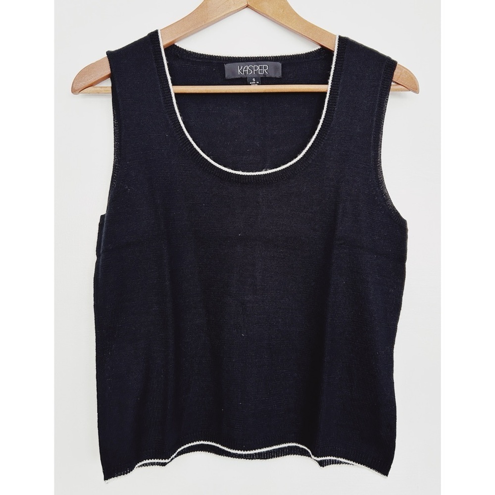 Women’s BNWOT Kasper Knit Vest in Black and White Size Small